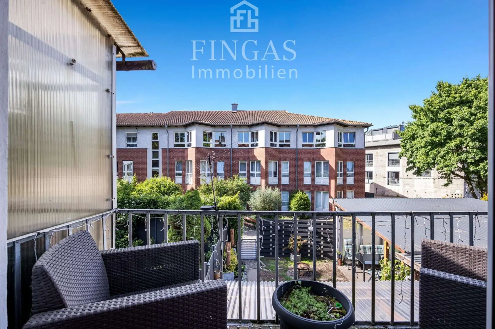 Balkon OG