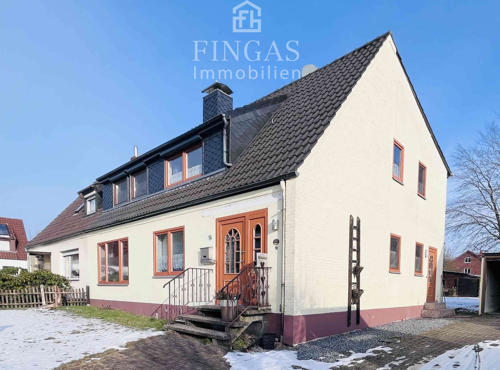 Ritterhude - VERKAUFT***Sanierte DHH im schönen Platjenwerbe***