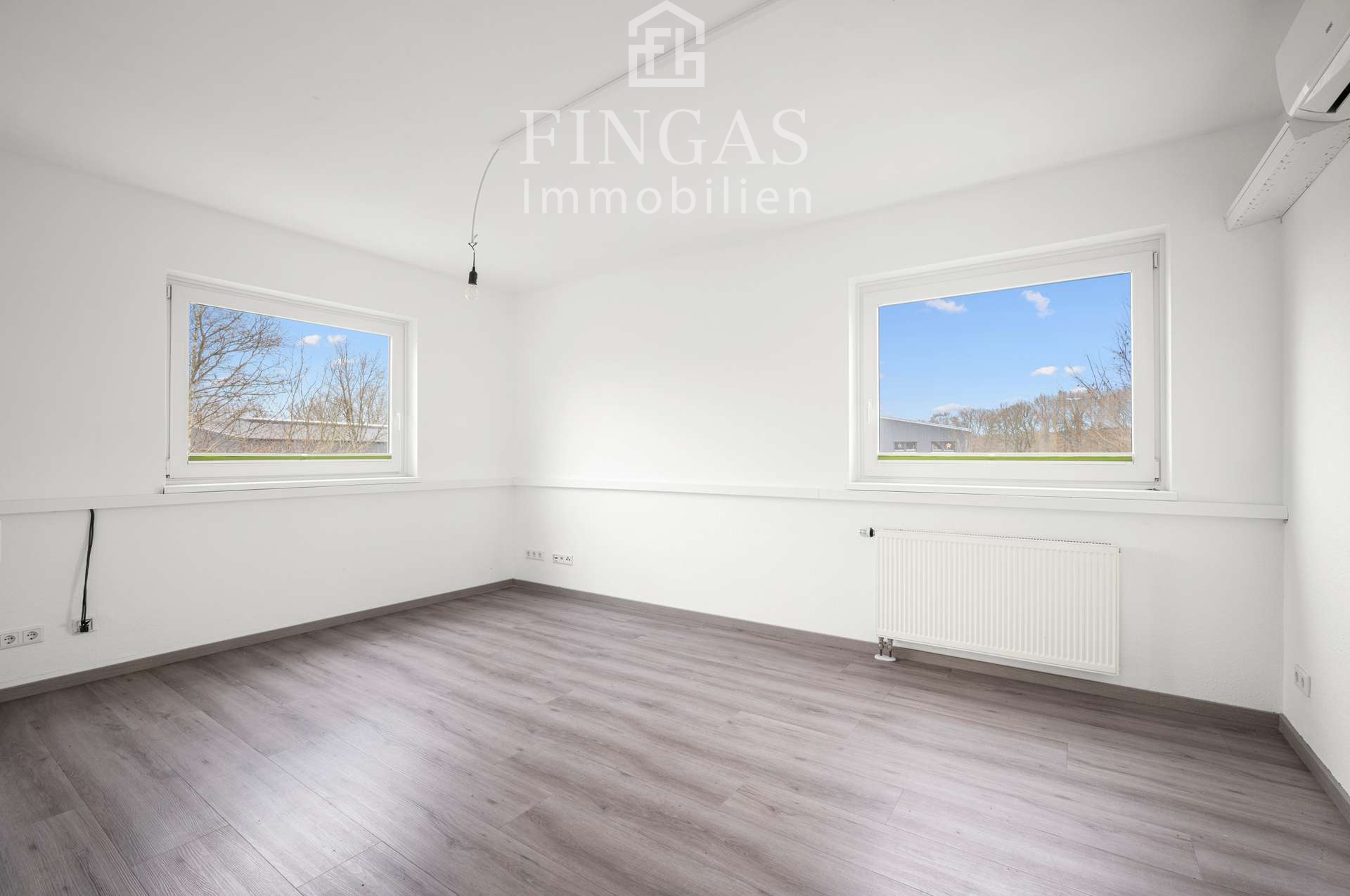 Schwanewede - ***Flexible Einzelbüros, Kosmetik  und Praxisräume in zentraler Lage von Schwanewede- Brundorf***