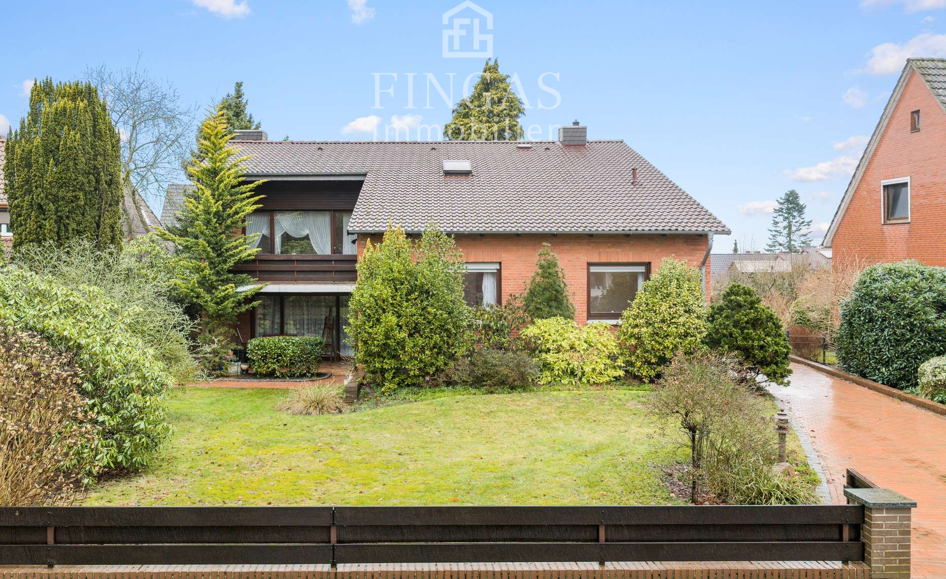 Bruchhausen-Vilsen - ***Ihr Familienglück in Bestlage von Vilsen - Einfamilienhaus mit Einliegerwohnung***